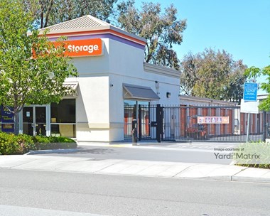 Storage Units for Rent available at 1040 Terra Bella Avenue, Mountain View, CA 94043 Photo Gallery 1